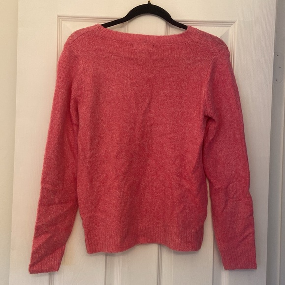 Beautiful NWT Cupcakes and Cashmere sweater- very soft/cozy•XS•Valentine’s Day - Picture 2 of 4